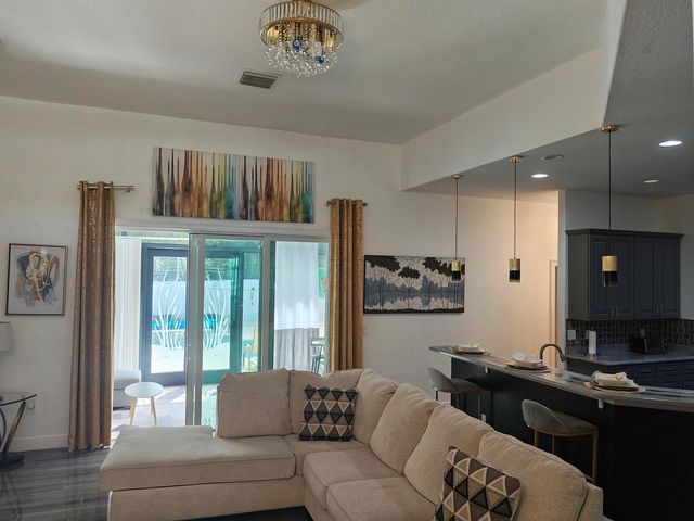 376 SW Tulip Boulevard, Port St. Lucie, FL 34953