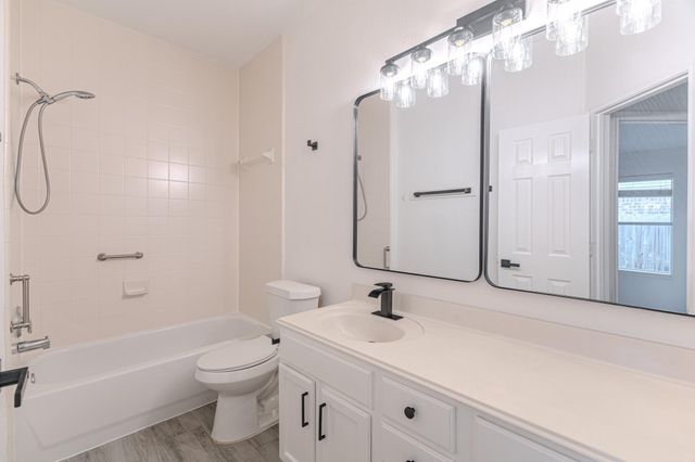 138 Bryce Branch, The Woodlands, TX 77382