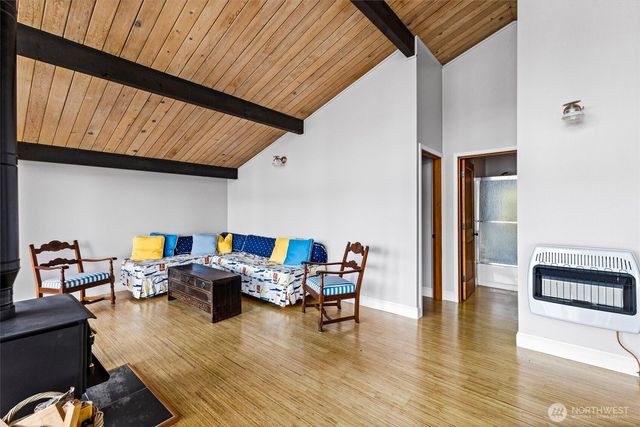 48 Eliza Island, Bellingham, WA 98226