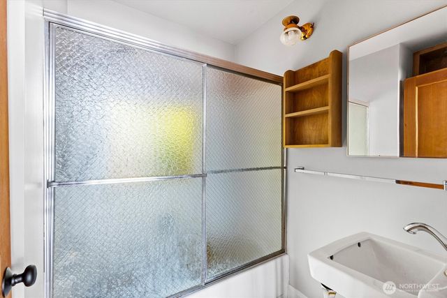 48 Eliza Island, Bellingham, WA 98226