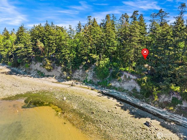 48 Eliza Island, Bellingham, WA 98226