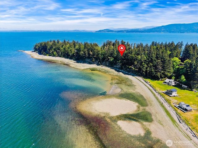 48 Eliza Island, Bellingham, WA 98226
