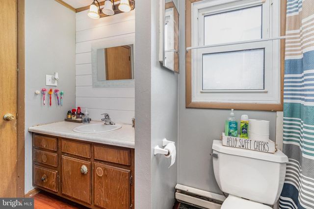 33 MOUNT AIRY RD, New Providence, PA 17560