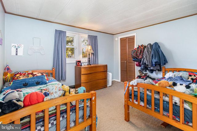 33 MOUNT AIRY RD, New Providence, PA 17560