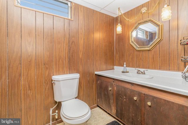 33 MOUNT AIRY RD, New Providence, PA 17560