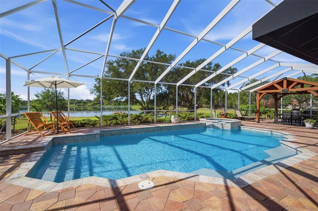 805 HICKORY FORK DRIVE, Seffner, FL 33584