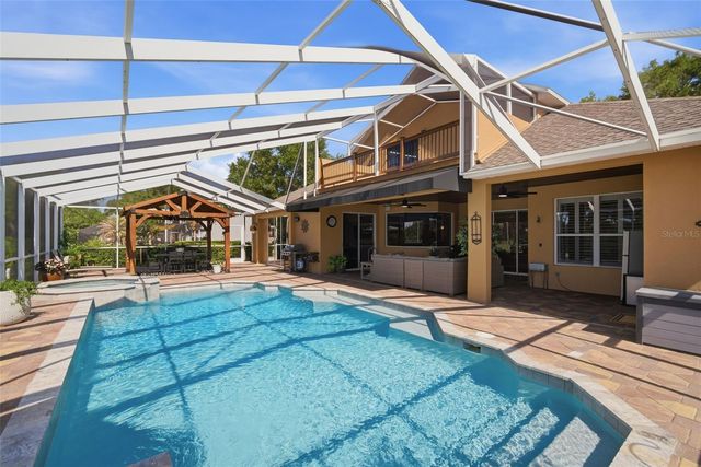 805 HICKORY FORK DRIVE, Seffner, FL 33584