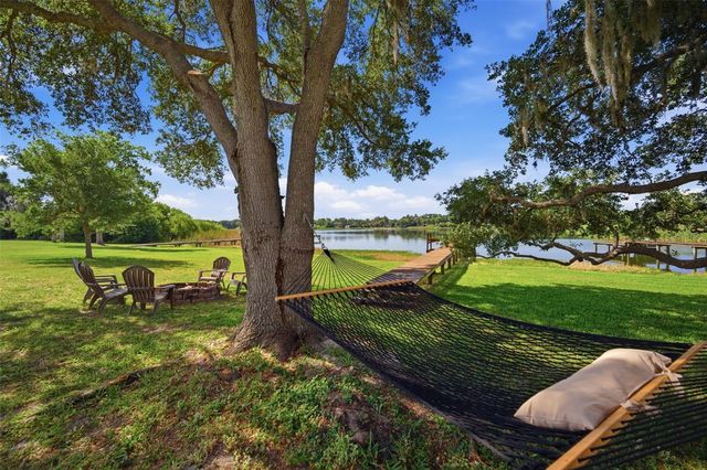 805 HICKORY FORK DRIVE, Seffner, FL 33584