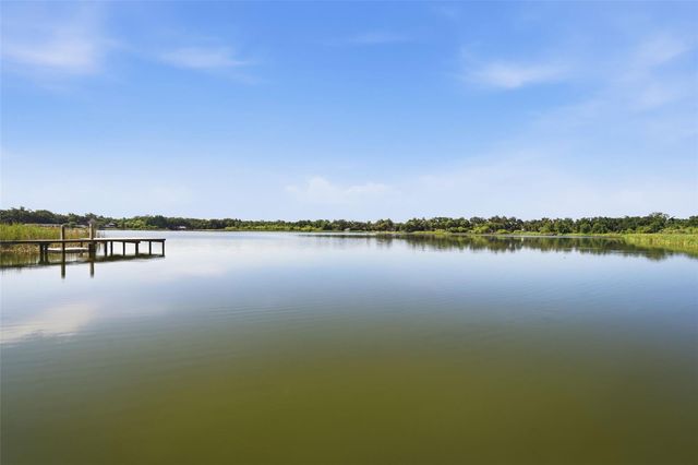 805 HICKORY FORK DRIVE, Seffner, FL 33584