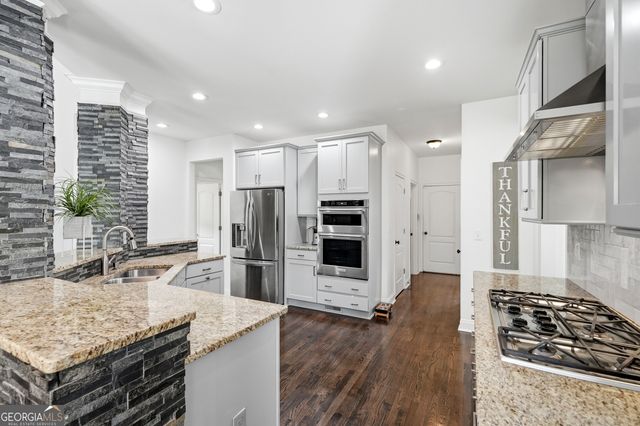 2808 Rosebud Road, Loganville, GA 30052