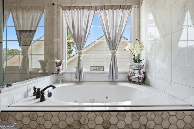 2808 Rosebud Road, Loganville, GA 30052
