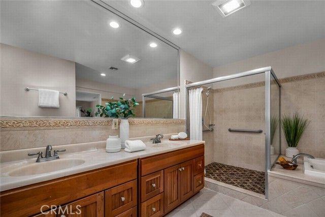 641 Via Los Miradores, Redondo Beach, CA 90277