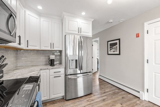 10 Pine Bluff Ave, Merrimac, MA 01860