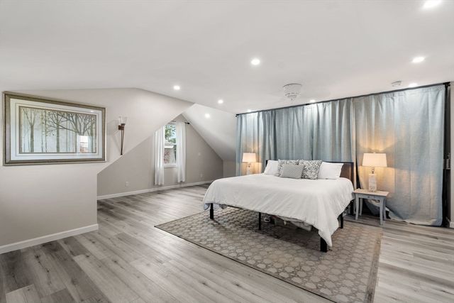 10 Pine Bluff Ave, Merrimac, MA 01860