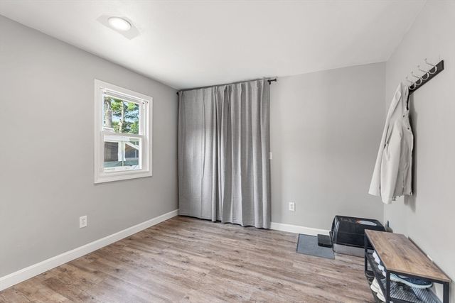 10 Pine Bluff Ave, Merrimac, MA 01860