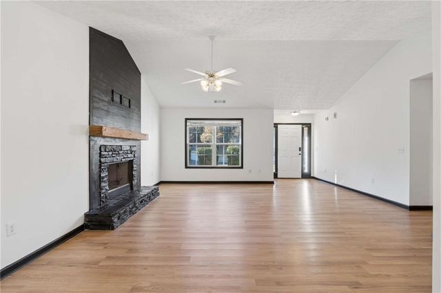 298 Winslow Way, Bethlehem, GA 30620