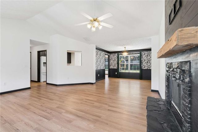 298 Winslow Way, Bethlehem, GA 30620