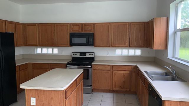 1101 Center Stone Lane, Riviera Beach, FL 33404