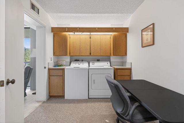 2581 Village Boulevard 401, West Palm Beach, FL 33409