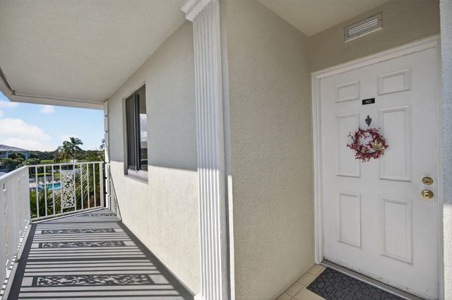 2581 Village Boulevard 401, West Palm Beach, FL 33409