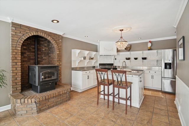 17490 G Drive N, Marshall Twp, MI 49068