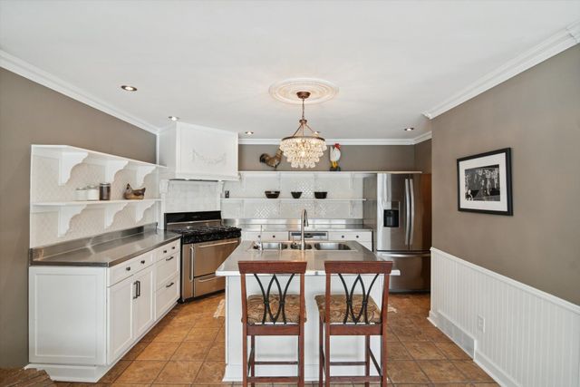 17490 G Drive N, Marshall Twp, MI 49068