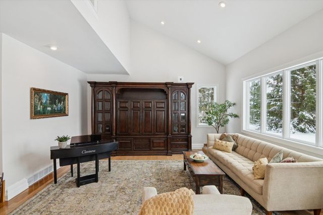 17490 G Drive N, Marshall Twp, MI 49068