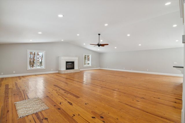 17490 G Drive N, Marshall Twp, MI 49068