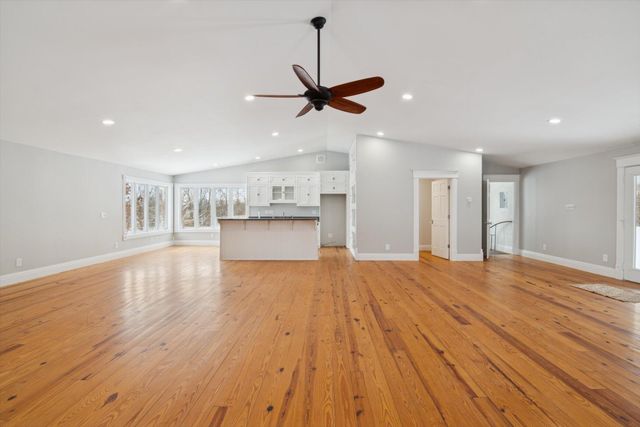 17490 G Drive N, Marshall Twp, MI 49068