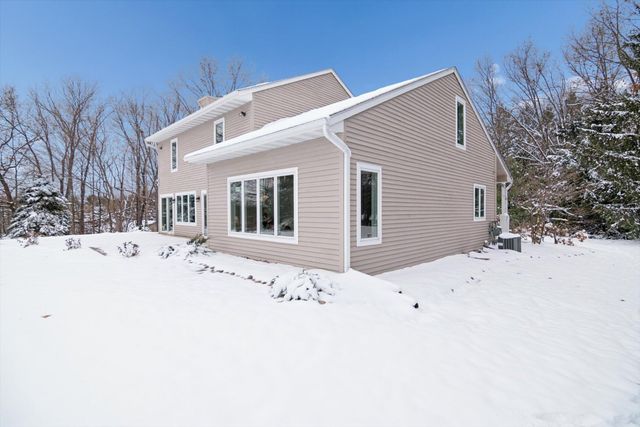 17490 G Drive N, Marshall Twp, MI 49068