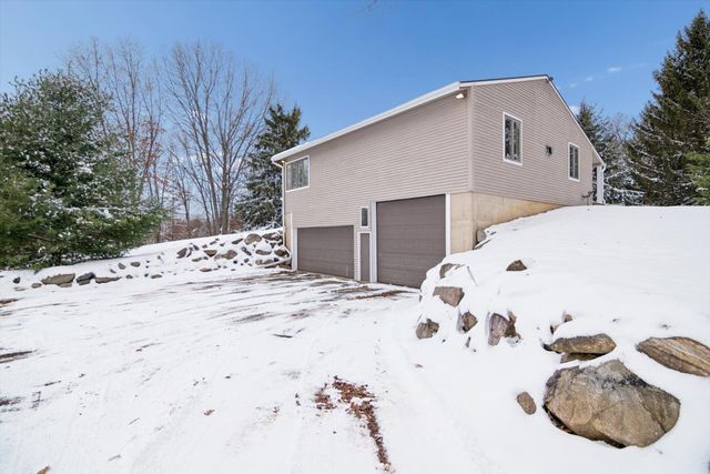 17490 G Drive N, Marshall Twp, MI 49068