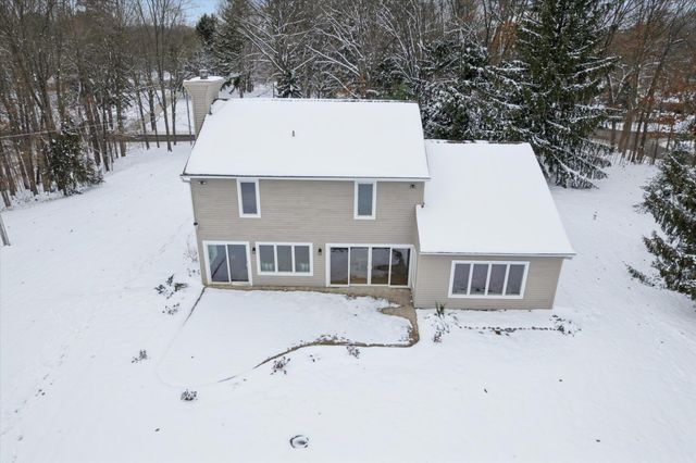 17490 G Drive N, Marshall Twp, MI 49068