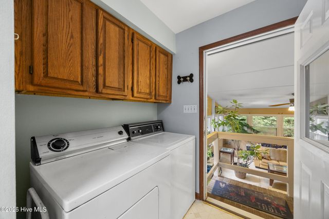 528 Pinehurst Circle, Hampstead, NC 28443