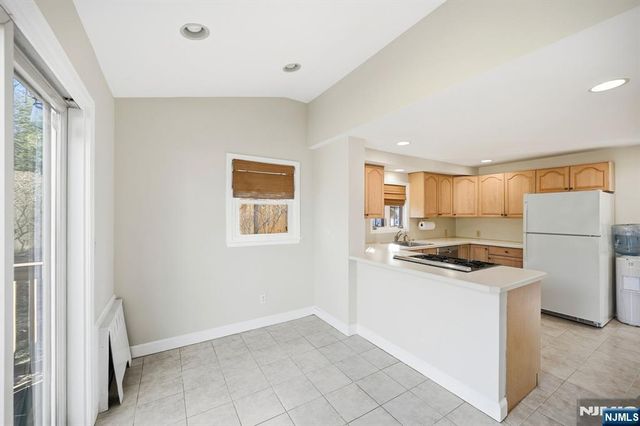 34 W Lawn Road, Livingston, NJ 07039