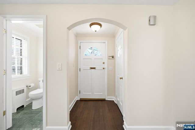 34 W Lawn Road, Livingston, NJ 07039