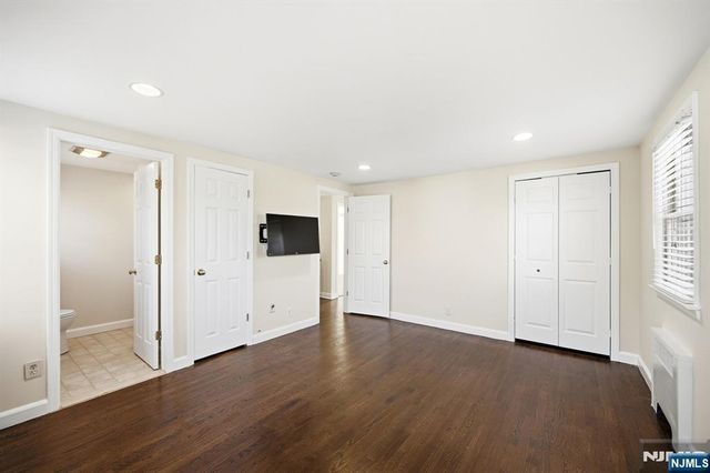 34 W Lawn Road, Livingston, NJ 07039