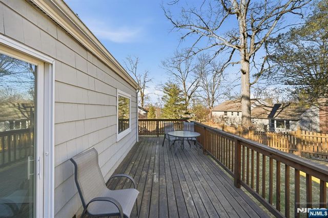 34 W Lawn Road, Livingston, NJ 07039