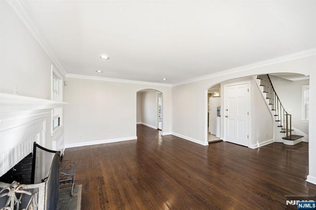 34 W Lawn Road, Livingston, NJ 07039