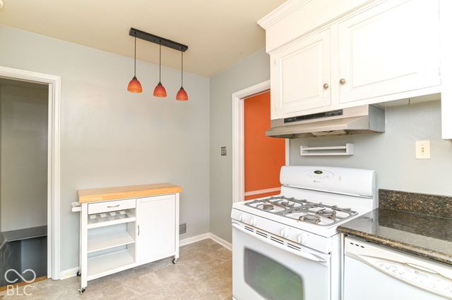 711 E 70th Place, Indianapolis, IN 46220
