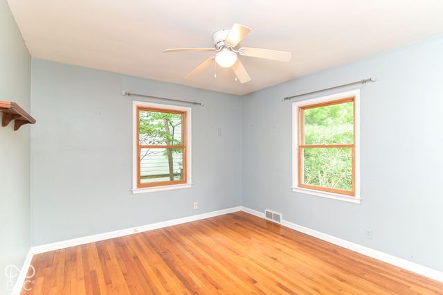 711 E 70th Place, Indianapolis, IN 46220
