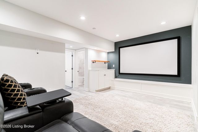 9513 Indian Pipe Ln, Prospect, KY 40059