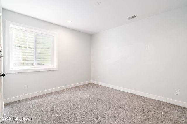 9513 Indian Pipe Ln, Prospect, KY 40059