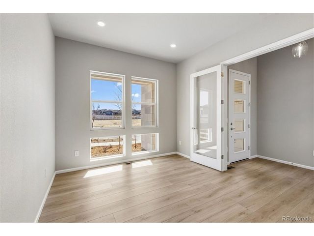 1933 S Eaton Park Way, Aurora, CO 80016