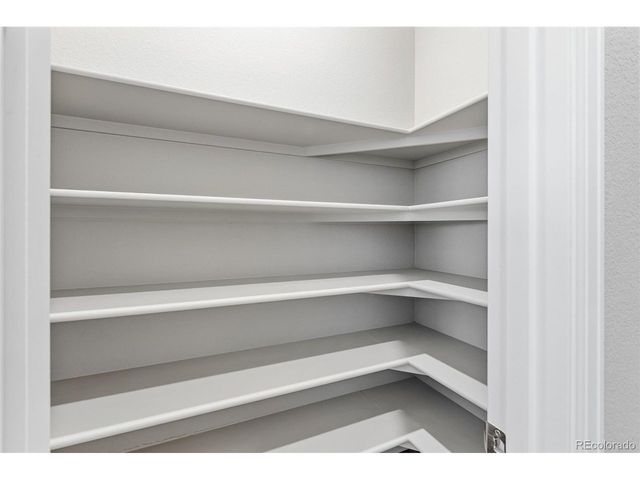 1933 S Eaton Park Way, Aurora, CO 80016