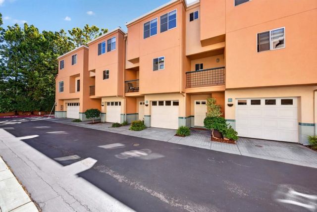 970 Asilomar Terrace 3, Sunnyvale, CA 94086
