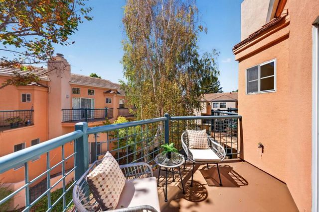 970 Asilomar Terrace 3, Sunnyvale, CA 94086