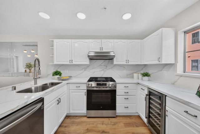 970 Asilomar Terrace 3, Sunnyvale, CA 94086