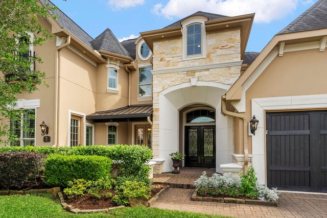 141 Evergreen Oak Drive, Conroe, TX 77384