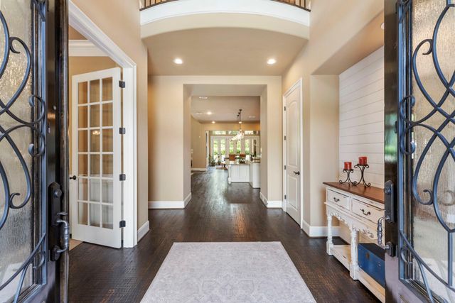 141 Evergreen Oak Drive, Conroe, TX 77384