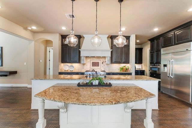 141 Evergreen Oak Drive, Conroe, TX 77384